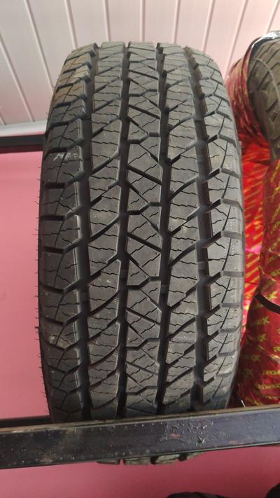 245 70 r16 pickup tyre Roadx brand