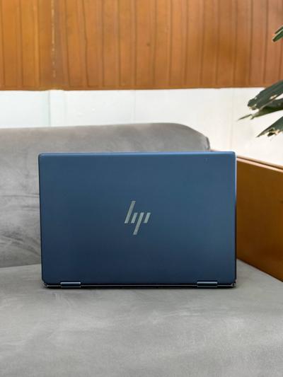 HP SPECTER 2 IN 1