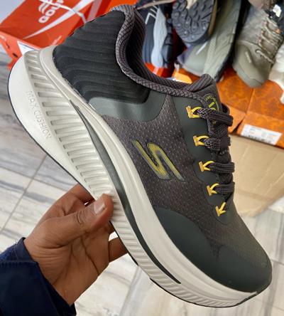 Skechers Max  Running Shoes