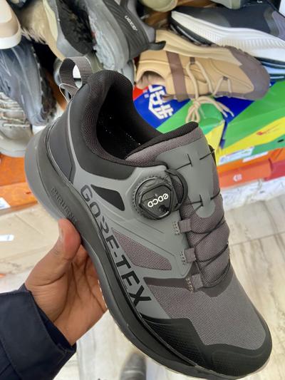 EDCD GORE-TEX Waterproof Sneakers – Smart Dial System!