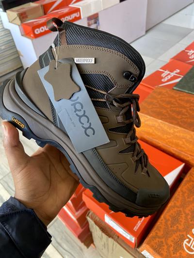 UAXX high quality waterproof boots