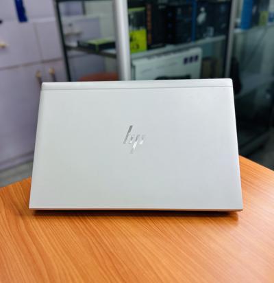 Hp elitebook 830 g8 11th