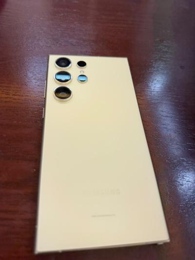 Samsung Galaxy S24 Ultra 512GB - Code 17